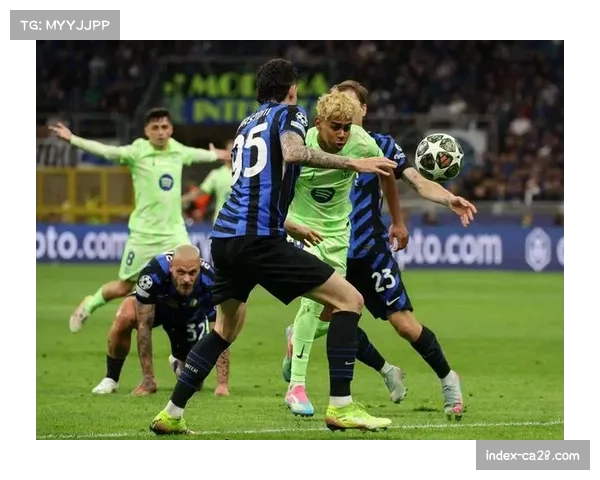 巴萨战术微调成效显著，三中卫体系增强防守稳定性